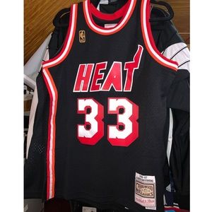 Miami heat mourning jersey